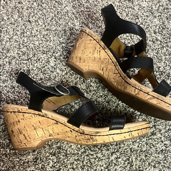 GNW Shoes - GNW Black Leather Sandals